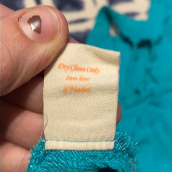 E and M crop top teal with buttons medium - Picture 6 of 7